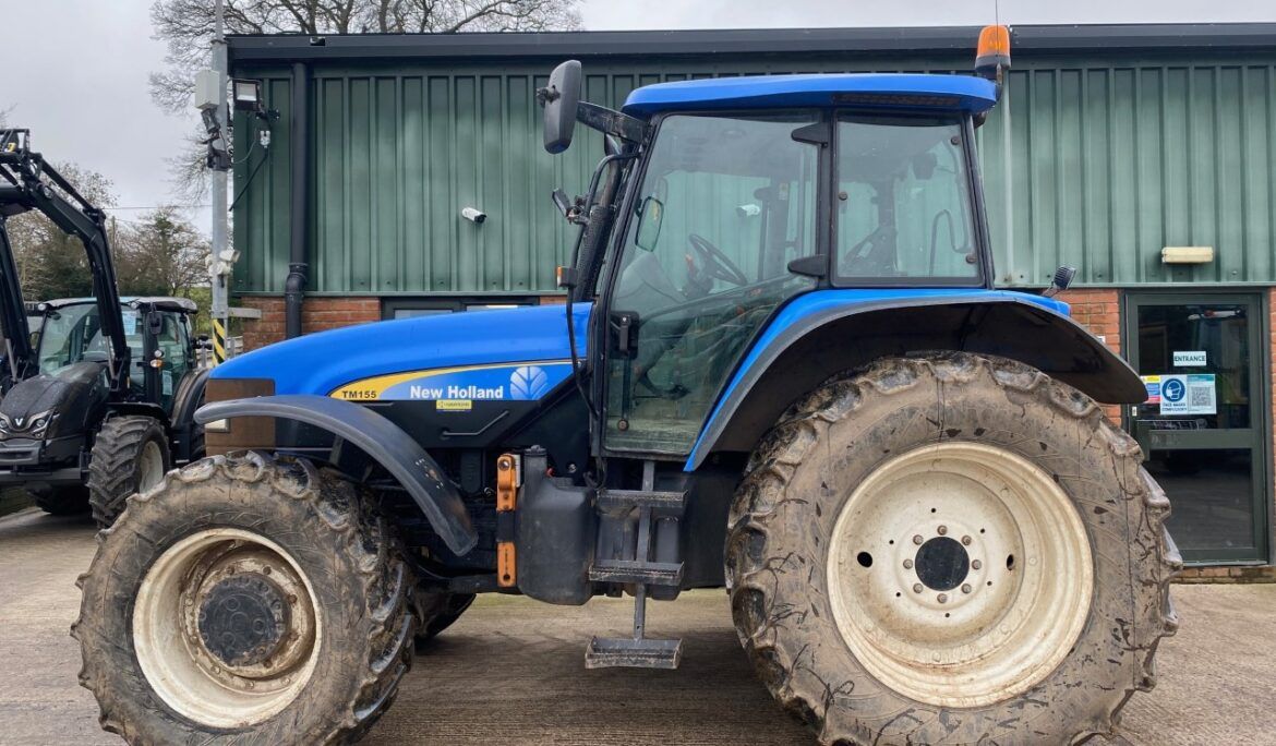 New Holland TM155 (WA06 GBX)