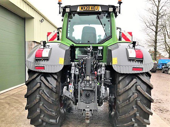 Fendt-933-2-1.jpg