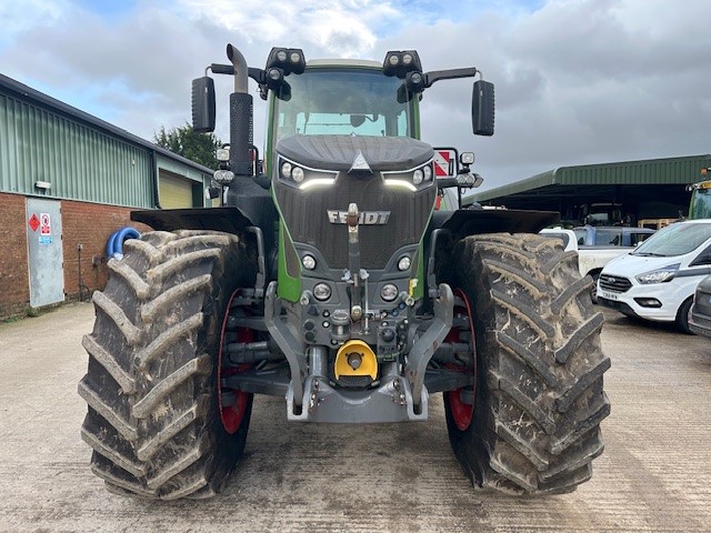 Fendt-936-3.jpg