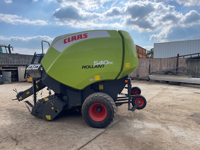 CLAAS Rollant 540 RC Round Baler