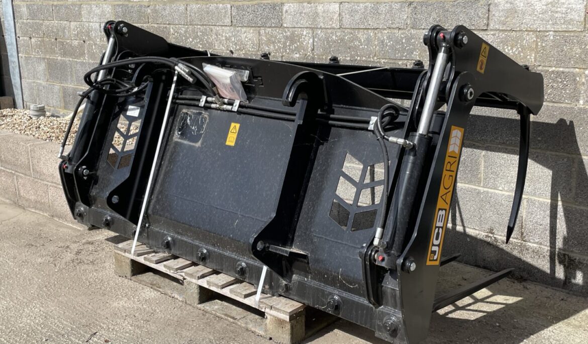 JCB Fork & Grab 7ft 6