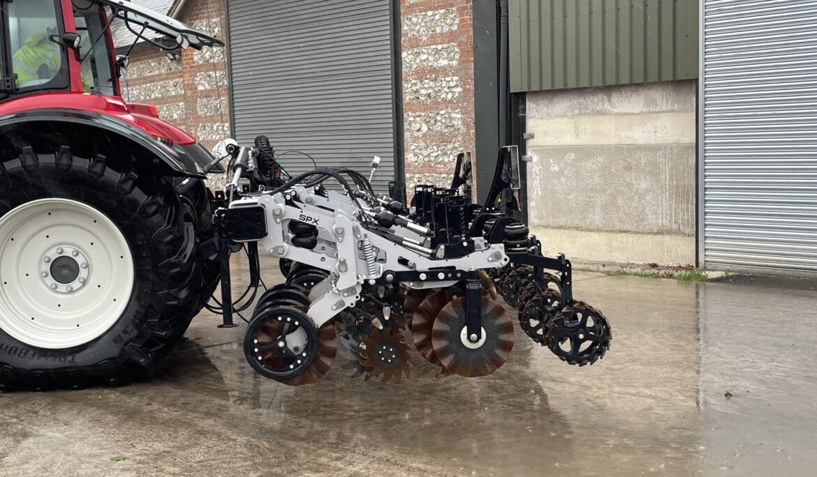Horizon SPX Strip-Till Cultivator