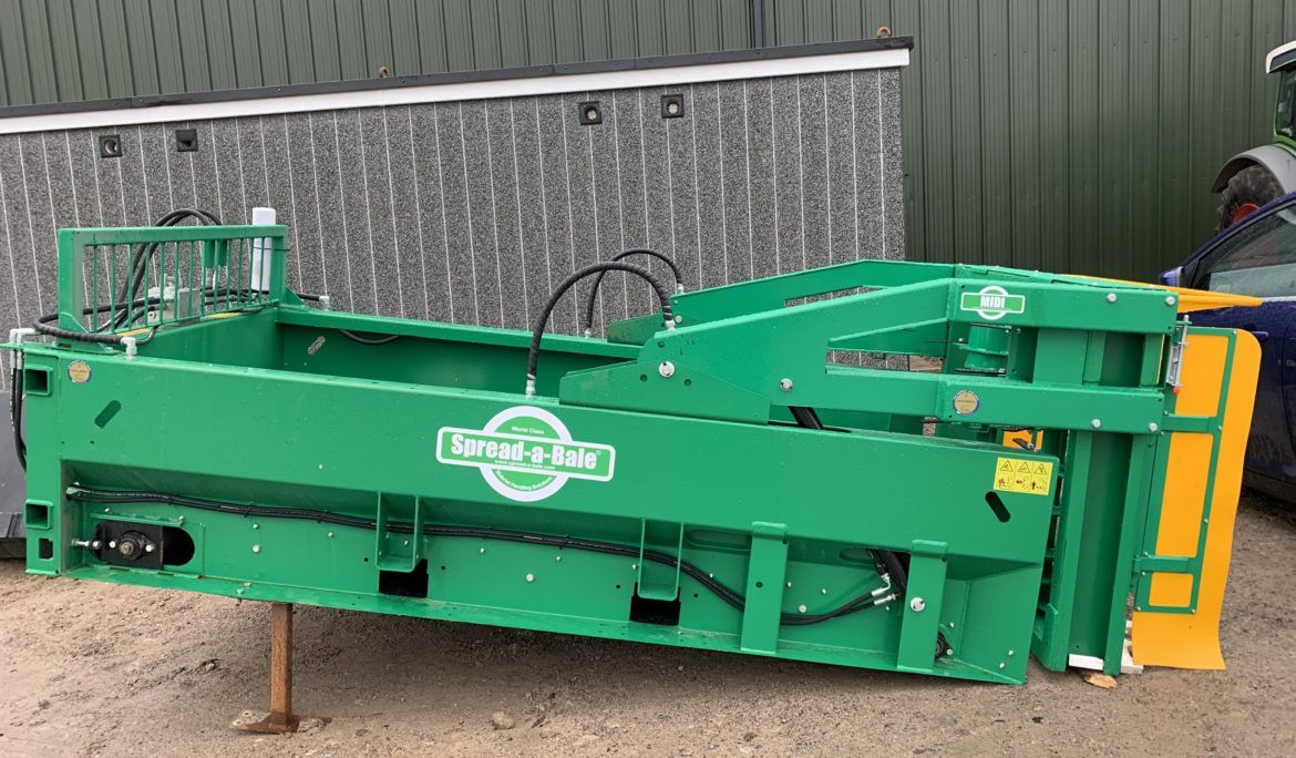 Spread-A-Bale Midi Spreader
