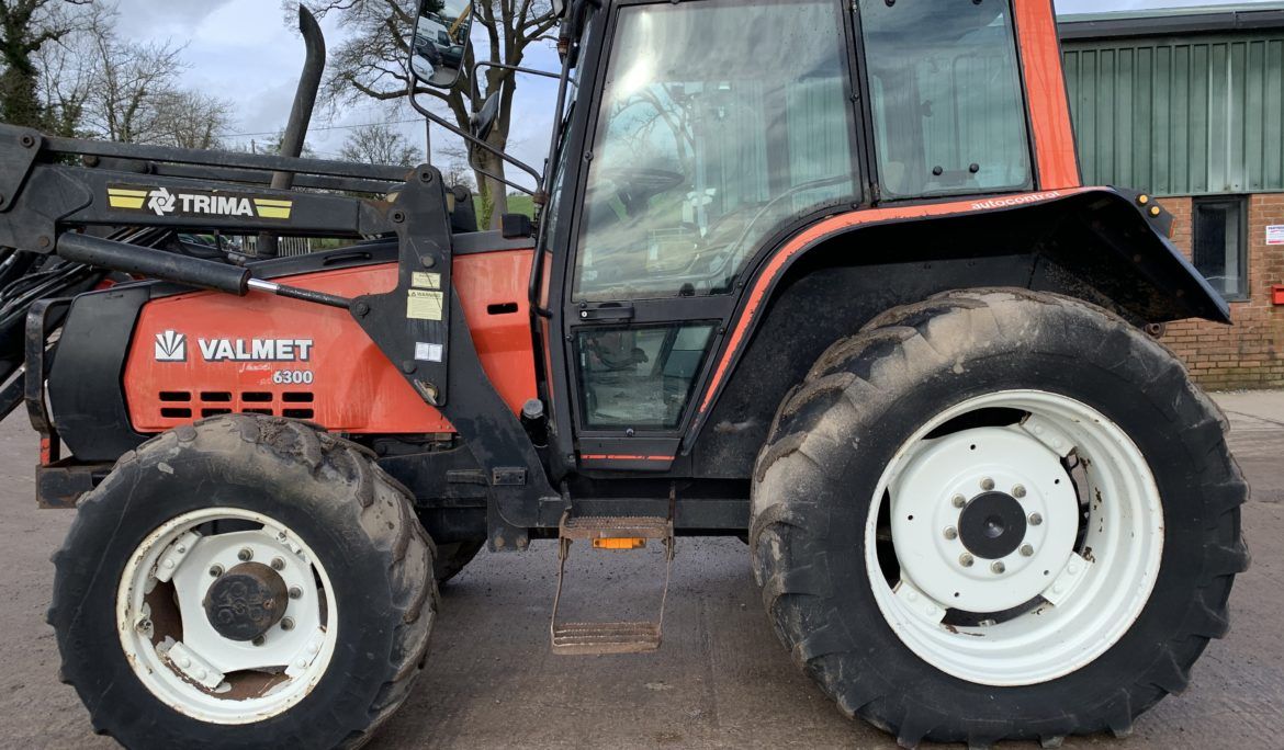 6300 (M814 SYA)