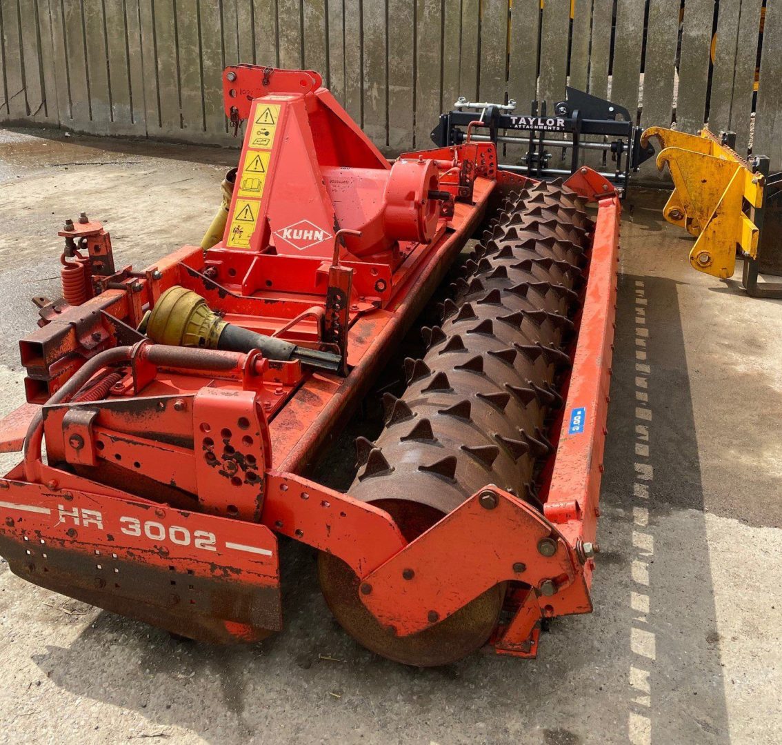 HR3002 Power Harrow
