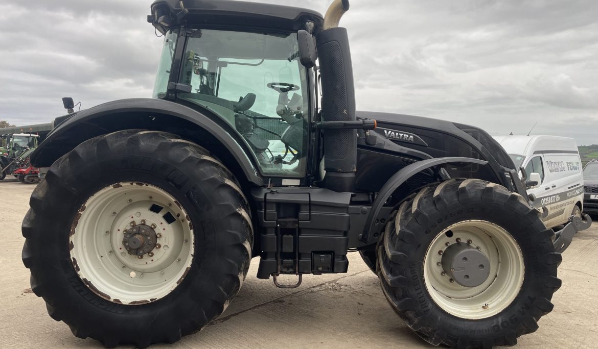 Valtra S374 Reverse drive