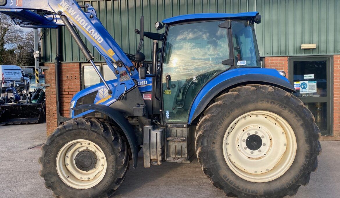 NEW HOLLAND T5.105 (WX67 HJN)